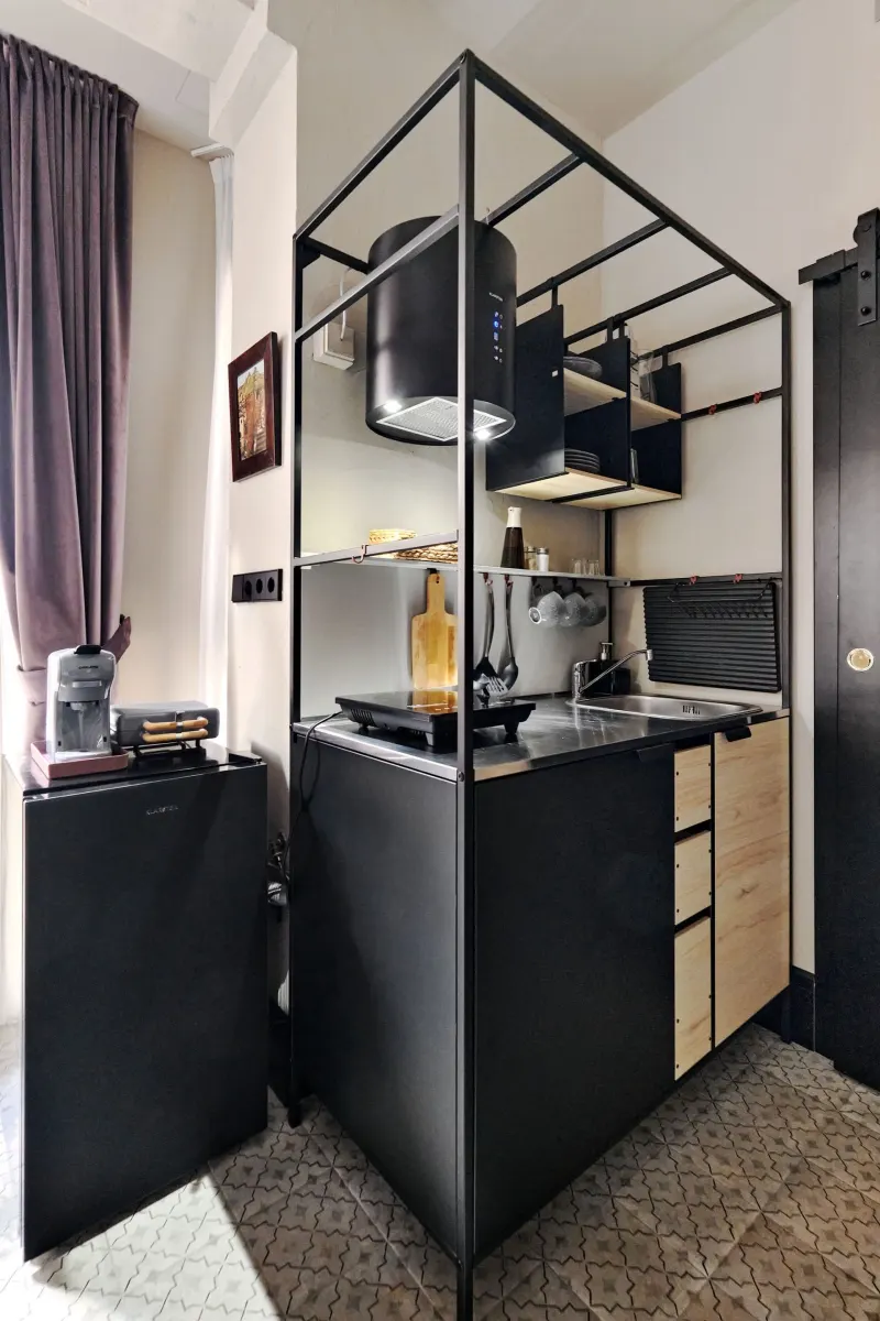 Apartamento 101 – Cocina y frigorífico