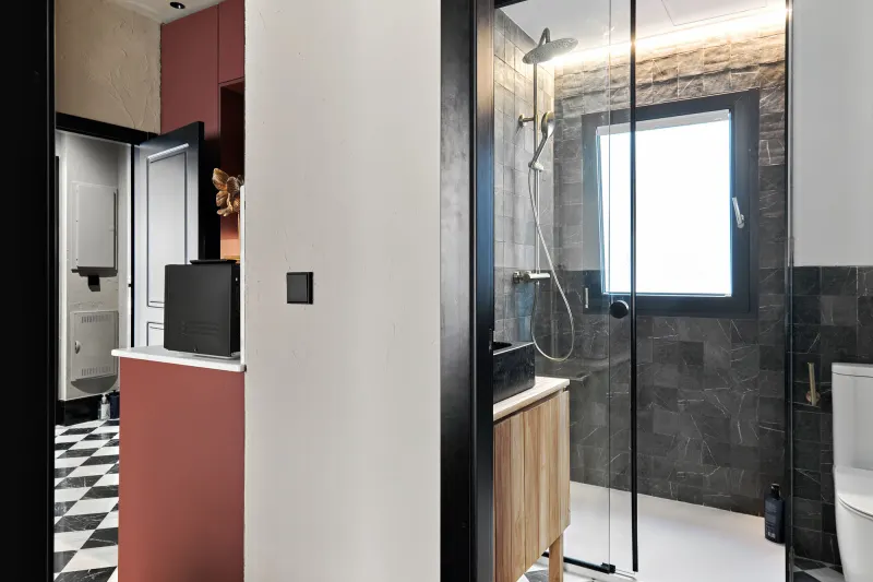 Apartamento 202 – Vista del apartamento y baño