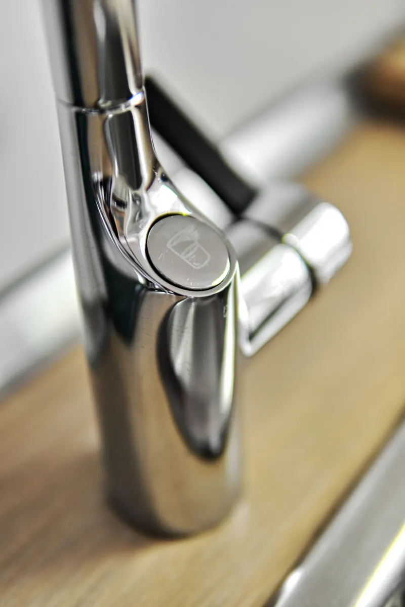 Apartamento 1C – Grifo de cocina con agua de ósmosis