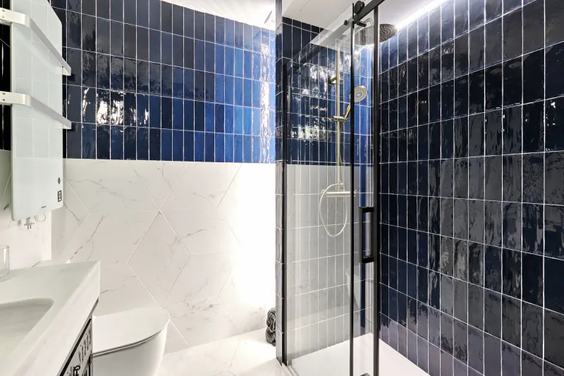 Apartamento 300 – Baño 2